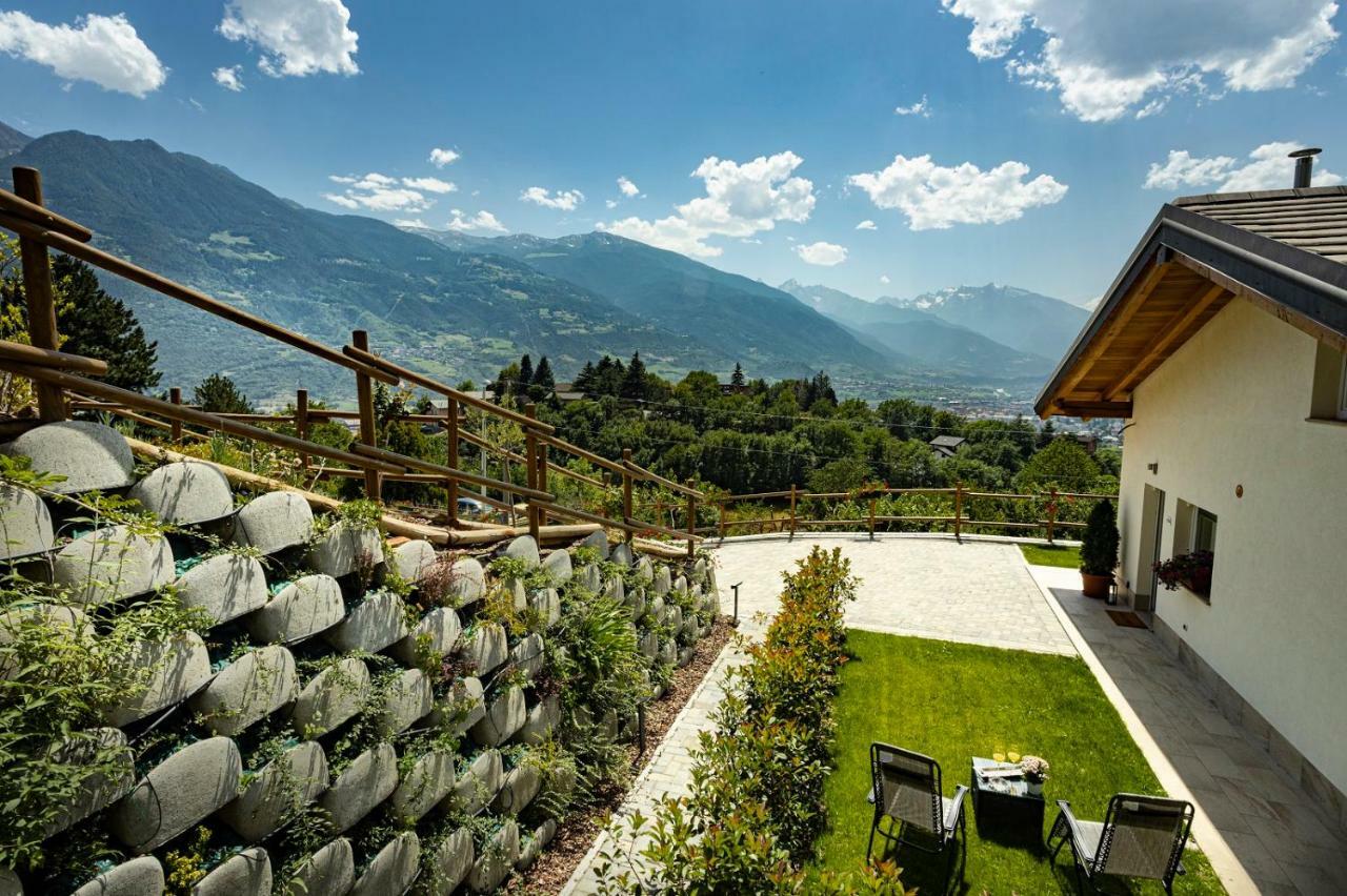A&G Apartment Aosta - Elegante Casa 100 Mq Su Due Piani Con Wi-Fi-Giardino-Parcheggio 외부 사진